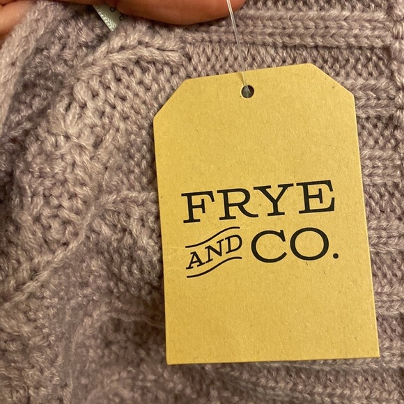 NWT Frye and Co cable knit scarf mauve color, dusty pink - Picture 8 of 8